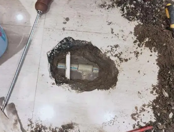 乌拉特后测漏水电话