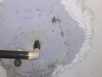 乌拉特后卫生间测漏水之怎么维修